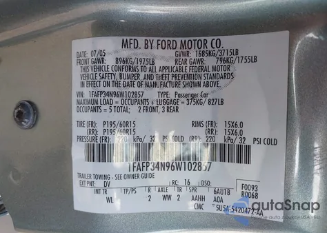 2006 Ford Focus Zx4 from USA, damaged, VIN 1FAFP34N96W102857